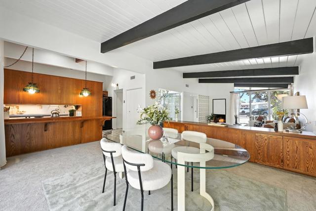 2347 Greenwing Drive, San Diego CA: https://media.crmls.org/mediaz/ed12338d-5dff-4201-aa68-41ac807feb58.jpg