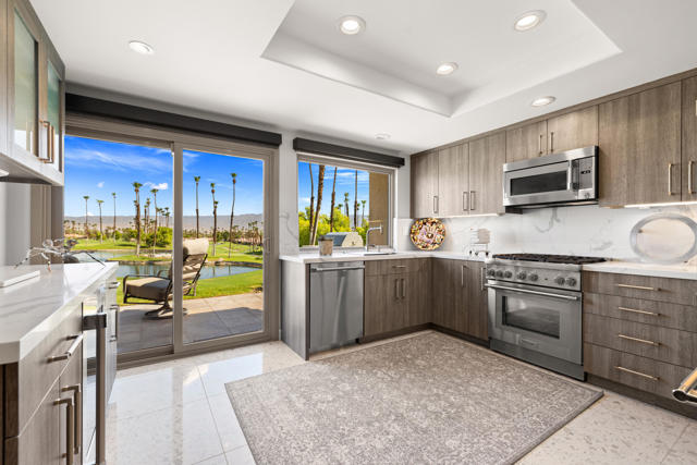 76064 Honeysuckle Drive, Palm Desert, CA 92211