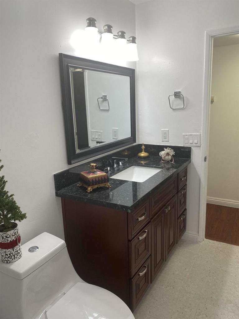 841 40th St. - photo 7