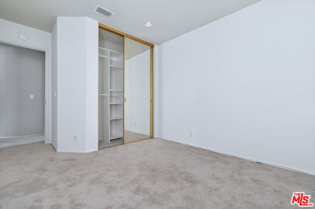 2649 Rikkard Drive photo 14