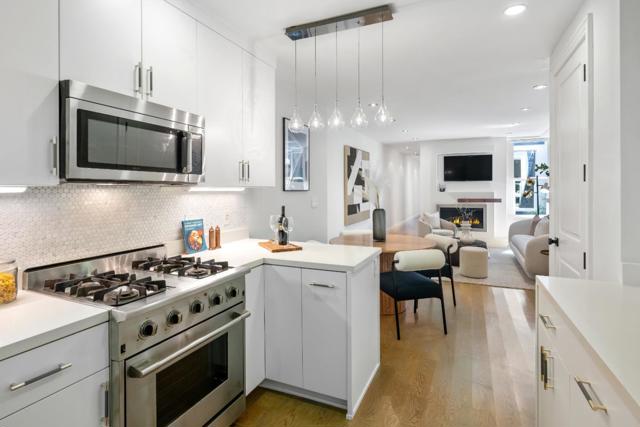 1046 14th Street, San Francisco CA: https://media.crmls.org/mediaz/ed14bf5f-250d-49e2-b14e-8a0b9f8cc9d7.jpg