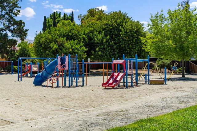 1584 Sonoma Drive, Milpitas CA: https://media.crmls.org/mediaz/ed14d31e-07fc-4f08-8c91-23dd3424f1f4.jpg