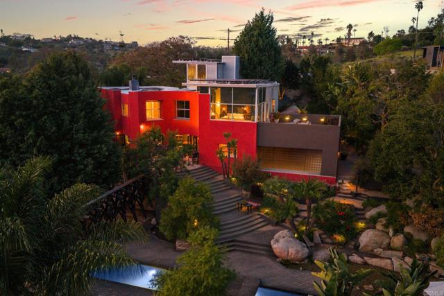 Detail Gallery Image 2 of 75 For 2893 Paseo Del Sol, Escondido,  CA 92025 - 4 Beds | 3 Baths