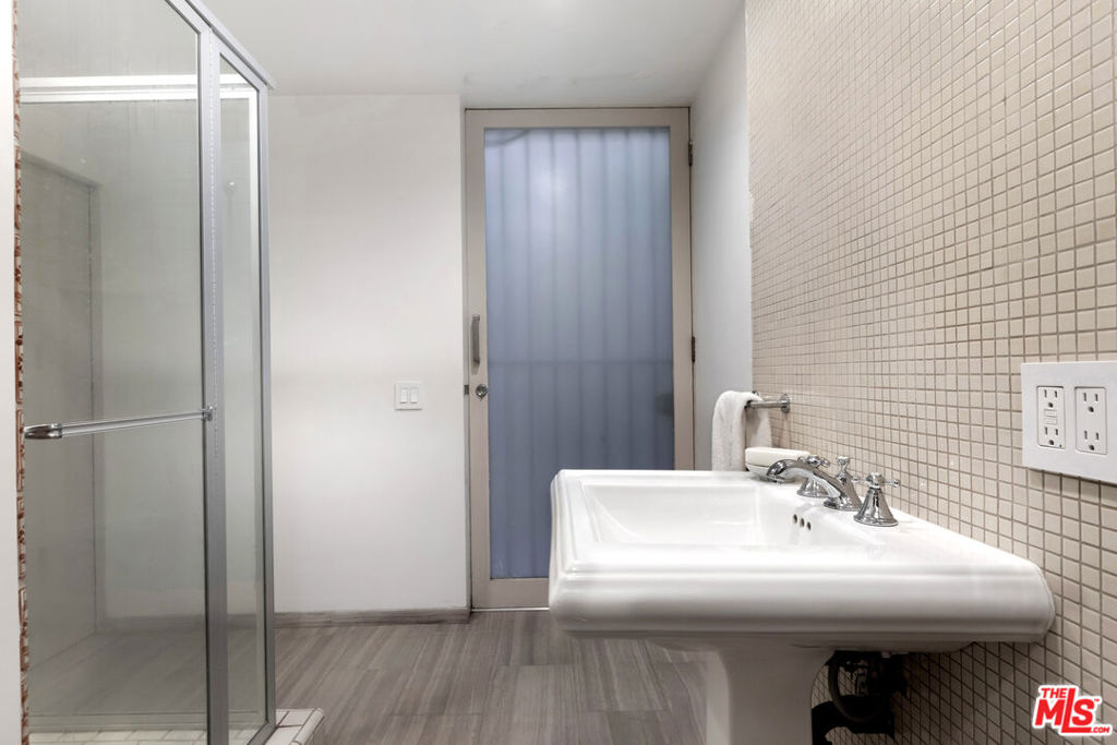 MLS #25565053 img 54