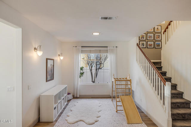 Detail Gallery Image 4 of 35 For 3118 Foxtail Ct, Thousand Oaks,  CA 91362 - 3 Beds | 2 Baths