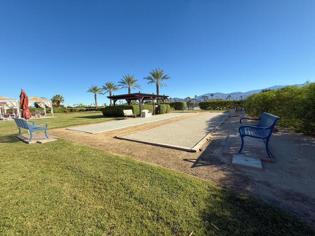 2701 Via Calderia, Palm Desert CA: https://media.crmls.org/mediaz/ed173d85-fe52-4360-b80f-21513ca7c3ab.jpg