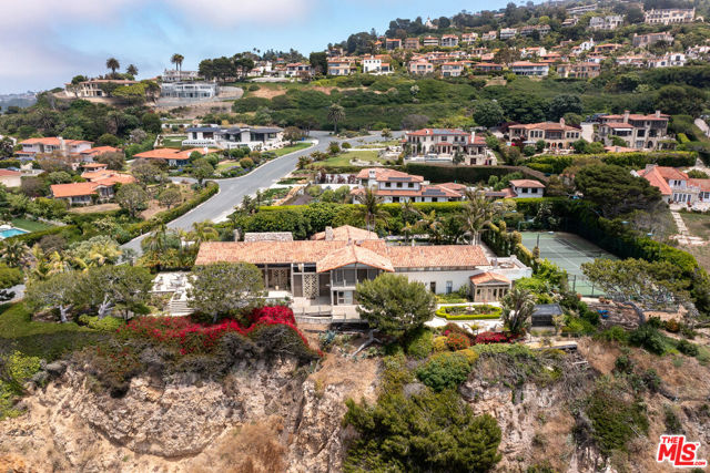 709 Paseo Del Mar, Palos Verdes Estates, California 90274, 3 Bedrooms Bedrooms, ,4 BathroomsBathrooms,Residential,Sold,Paseo Del Mar,24371449