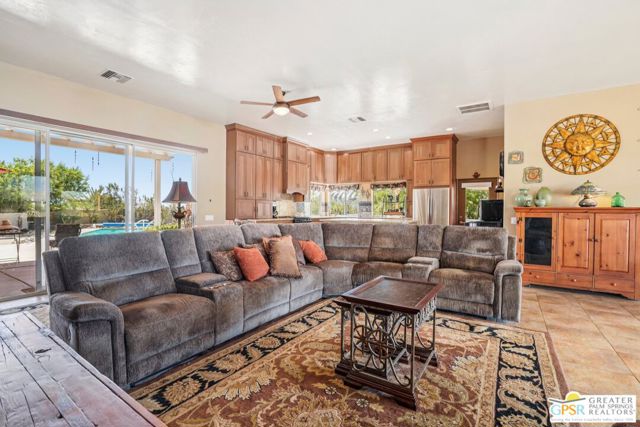 22950 Henry Road, Desert Hot Springs CA: https://media.crmls.org/mediaz/ed189a71-a585-4b1a-a785-9a75d74fca60.jpg