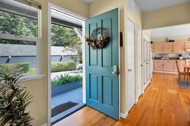 420 Camino Al Mar, Watsonville CA: https://media.crmls.org/mediaz/ed18a7b5-01b6-402b-8818-a3784c575e2c.jpg