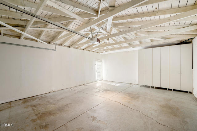 4917 Angeles Crest Highway, La Canada Flintridge CA: https://media.crmls.org/mediaz/ed1913b1-0c24-4bd7-9569-3cfb85982a0a.jpg