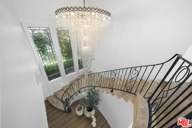 Image 16 of 49 For 12917 Galewood Street