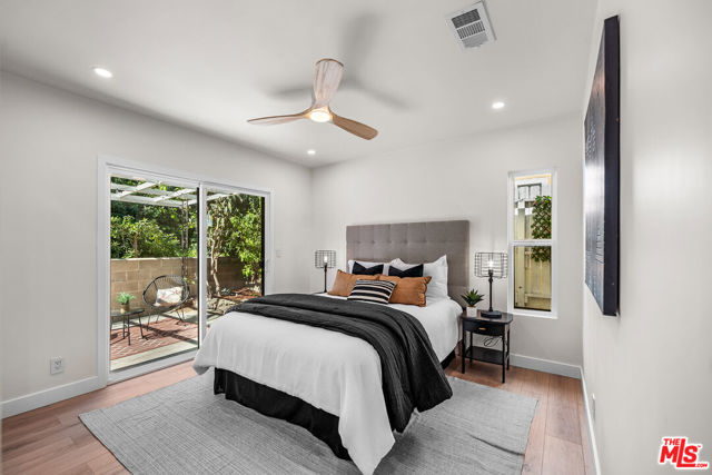 3260 Sagamore Way, Los Angeles CA: https://media.crmls.org/mediaz/ed19b649-cc3f-4e92-973c-ee0695068376.jpg