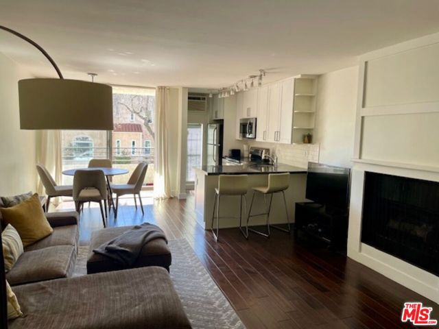 6151 Orange Street, Los Angeles CA: https://media.crmls.org/mediaz/ed1d1d71-5869-4010-83ad-0ca90aaa6ce8.jpg