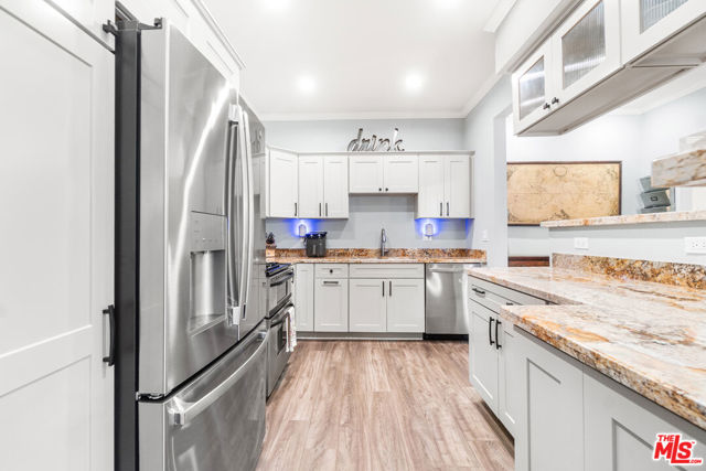 2 Bed Home for Sale in Los Angeles, California