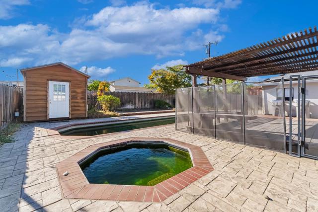 701 S Clover Avenue, San Jose CA: https://media.crmls.org/mediaz/ed1dbfcb-f09e-4998-8fcf-cfb4fb02b142.jpg