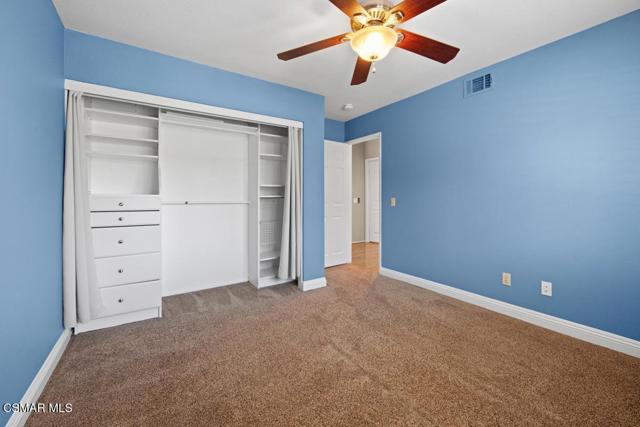 3085 Klamath Avenue, Simi Valley CA: https://media.crmls.org/mediaz/ed1e8d25-ad35-4b3a-ab25-9540573bed8f.jpg