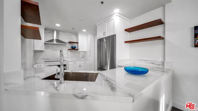 10724 Wilshire Boulevard #809
