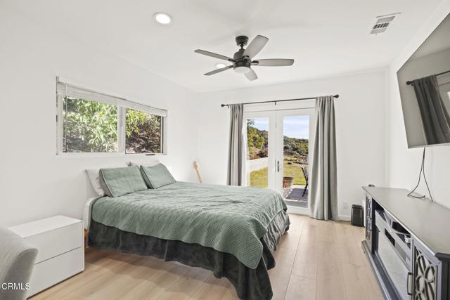 400 Alosta Drive, Camarillo CA: https://media.crmls.org/mediaz/ed22dba9-0765-40a3-ac52-758b6201b8aa.jpg