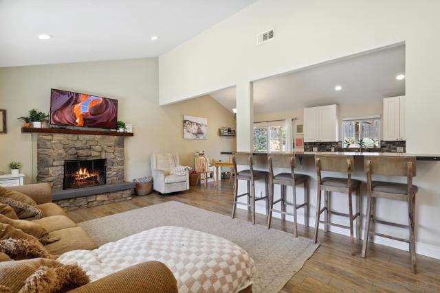 11353 Rocoso Rd, Lakeside CA: https://media.crmls.org/mediaz/ed23a758-e2bf-4503-86d7-513b6987fd0d.jpg