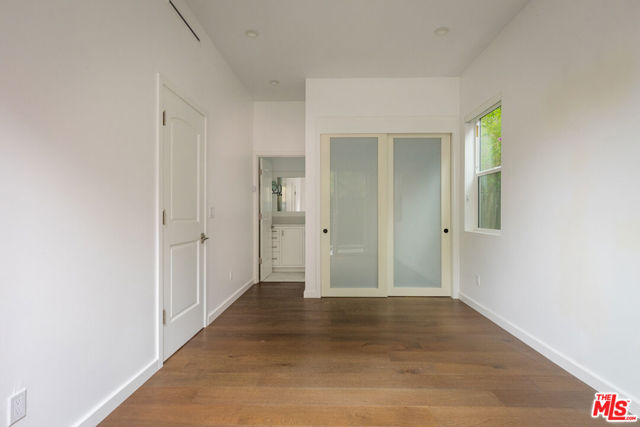 24042 Killion Street, Woodland Hills CA: https://media.crmls.org/mediaz/ed24b675-c794-463f-9ebe-074cd501c198.jpg