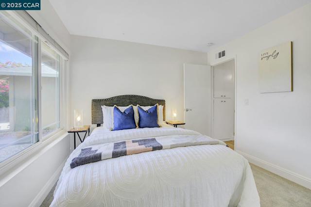 9821 Broadmoor Dr, San Ramon CA: https://media.crmls.org/mediaz/ed24d2d8-c2f8-4b4e-99d3-5e55022c805a.jpg