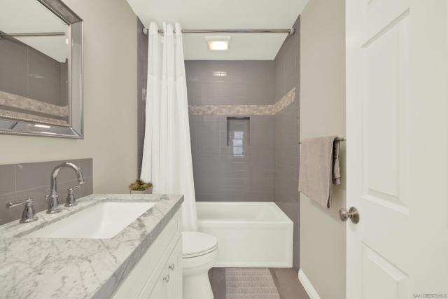 3736 Promontory St, San Diego CA: https://media.crmls.org/mediaz/ed24d393-6dfb-4864-961d-764dfb997404.jpg