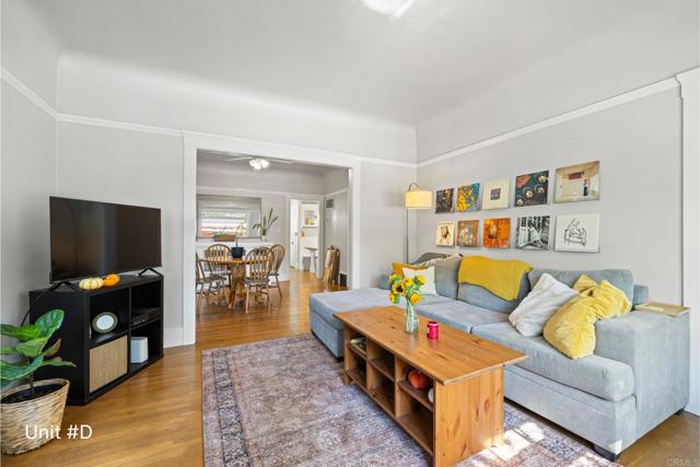 2711 I Street, Sacramento CA: https://media.crmls.org/mediaz/ed255842-3398-4bda-b0b9-9e9c1dd2a62d.jpg