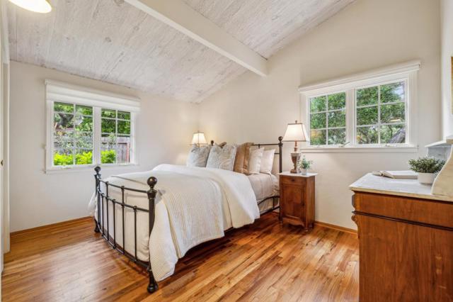 0 Pine Ridge Way, Carmel CA: https://media.crmls.org/mediaz/ed25738e-7e19-445c-b2e1-797a34103015.jpg
