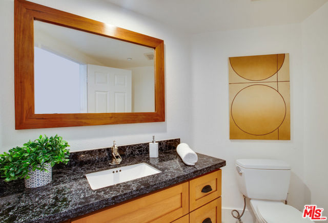 Drew Fenton | 12000 Goshen Avenue Los Angeles CA | MLS: 7335445 Drew Fenton | 12000 Goshen Avenue Los Angeles CA | MLS: 7335445