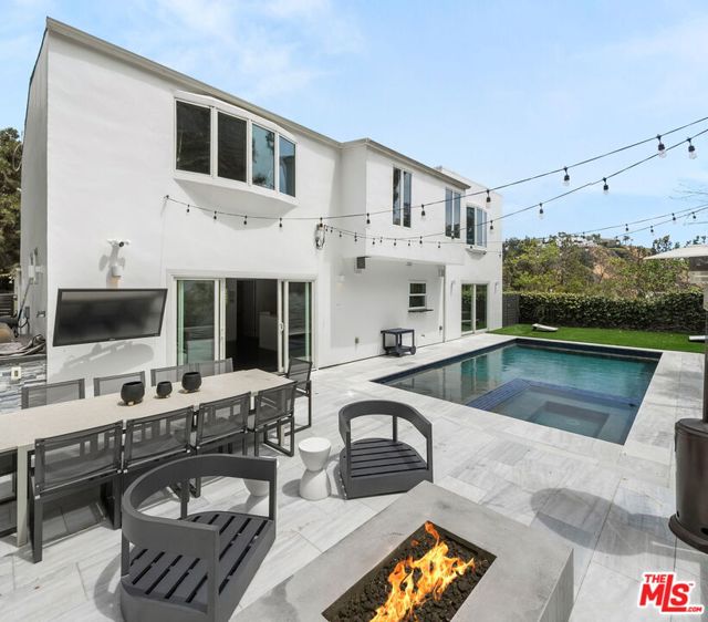 Drew Fenton | 1257 Bienveneda Avenue Pacific Palisades CA | MLS: 7385502