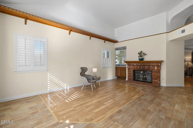 Detail Gallery Image 11 of 39 For 286 Golden Fern Ct, Simi Valley,  CA 93065 - 4 Beds | 2 Baths