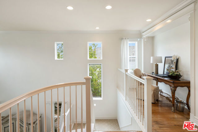 26841 Greenleaf Court, Valencia CA: https://media.crmls.org/mediaz/ed281226-387b-457d-a621-52e1f81d8604.jpg