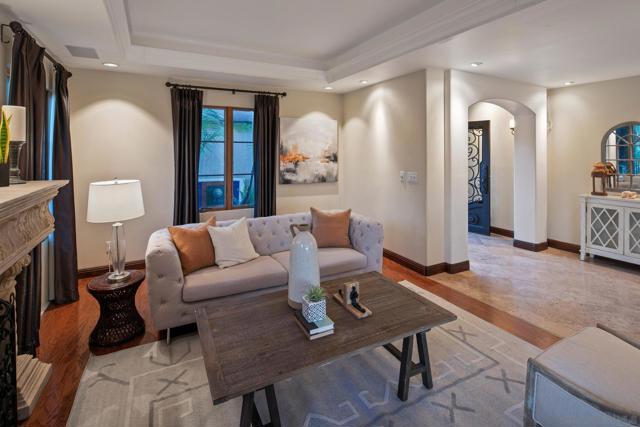 4915 Eyrie Rd, San Diego CA: https://media.crmls.org/mediaz/ed28ba81-3cb0-435a-ad0b-6c8c17cf1588.jpg