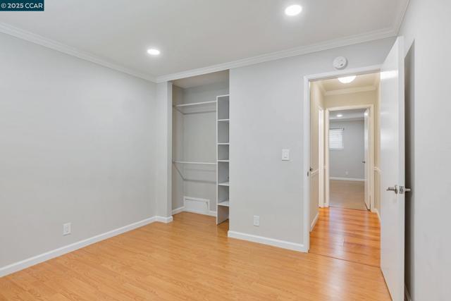 3797 Oxford Cmn, Fremont CA: https://media.crmls.org/mediaz/ed28caf2-a0d7-4e3c-8d69-90494caf7e07.jpg
