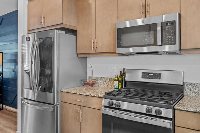 Detail Gallery Image 14 of 57 For 5261 Beachfront Cove St #174,  San Diego,  CA 92154 - 4 Beds | 3/1 Baths