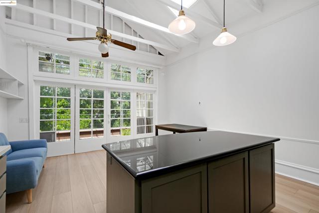 2654 Bush St, San Francisco CA: https://media.crmls.org/mediaz/ed291a4c-e59b-40c6-91b4-2952b784d68d.jpg