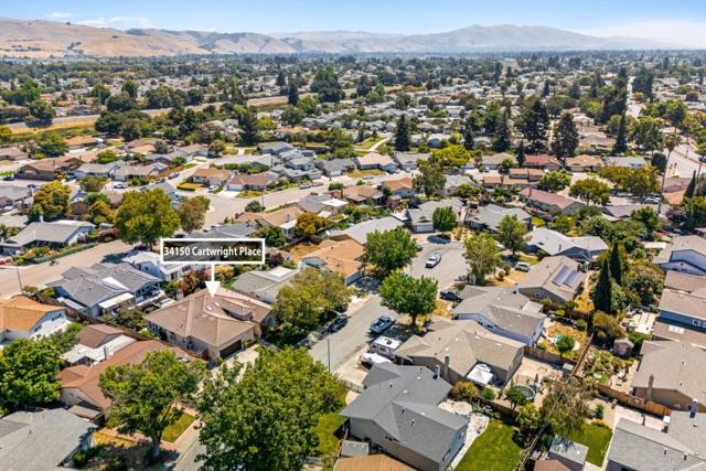 34150 Cartwright Place, Fremont CA: https://media.crmls.org/mediaz/ed2979d4-3e64-44f7-8727-df29e4e4b40d.jpg