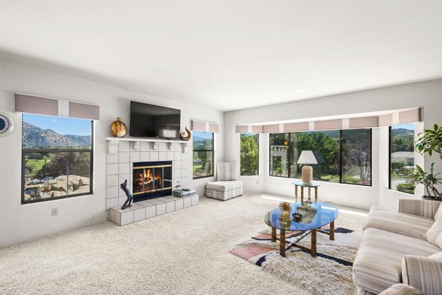 15519 Calistoga Dr., Ramona CA: https://media.crmls.org/mediaz/ed29cc3f-590f-4ade-8ce4-fe1b1012f81f.jpg
