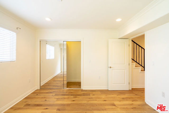 1529 S BEVERLY Drive, Los Angeles CA: https://media.crmls.org/mediaz/ed2af4fc-1c00-4f7e-9410-3f24bb03e6f1.jpg