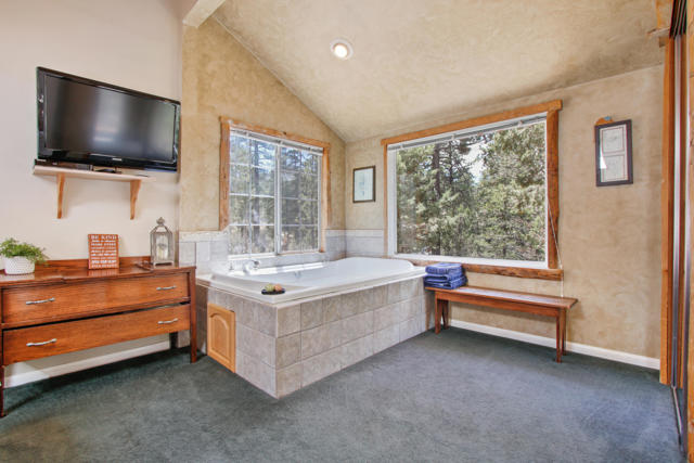 43630 Rainbow Lane, Angelus Oaks CA: https://media.crmls.org/mediaz/ed2c1c2e-1c4d-4e1a-b139-bfd2d764da40.jpg