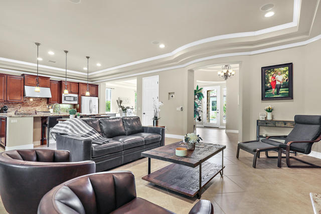 50640 Mandarina, La Quinta CA: https://media.crmls.org/mediaz/ed2cbbf6-2cdd-4e49-8e65-1459512e1bad.jpg