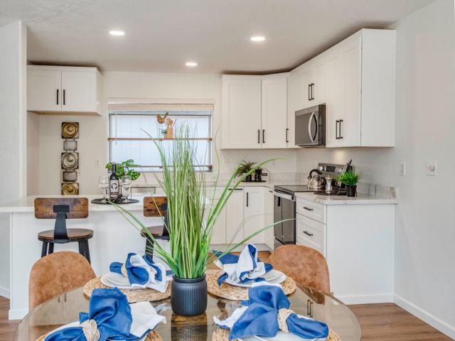 653 Martinique Court, San Jose CA: https://media.crmls.org/mediaz/ed2d13ee-aefd-463b-a2c4-6bbd6300905e.jpg