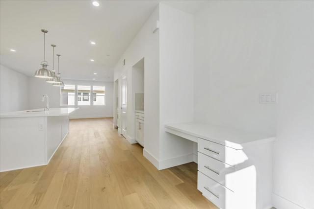 5706 Melon Court, San Ramon CA: https://media.crmls.org/mediaz/ed2d729f-c4b1-410c-ae3b-d0ddfebc6ea8.jpg