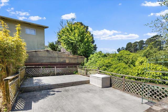2310 Fleetwood Drive, San Bruno CA: https://media.crmls.org/mediaz/ed2e5f78-ee0d-4ed7-9a32-797804dfe543.jpg