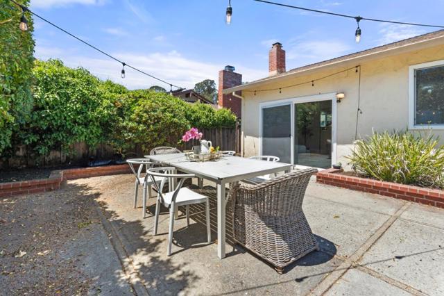 221 Segre Place, Santa Cruz CA: https://media.crmls.org/mediaz/ed2eaddb-afa6-49cf-90bb-a96fe50e94b0.jpg