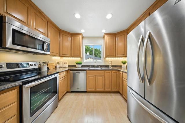 634 Celebration Court, San Jose CA: https://media.crmls.org/mediaz/ed2f0843-b4ce-48db-aedd-762e587e322c.jpg