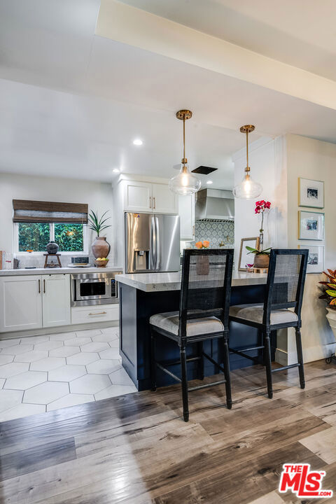 4635 Bellflower Avenue, North Hollywood CA: https://media.crmls.org/mediaz/ed2fd0b5-ead1-4d19-917f-c9169a21c632.jpg