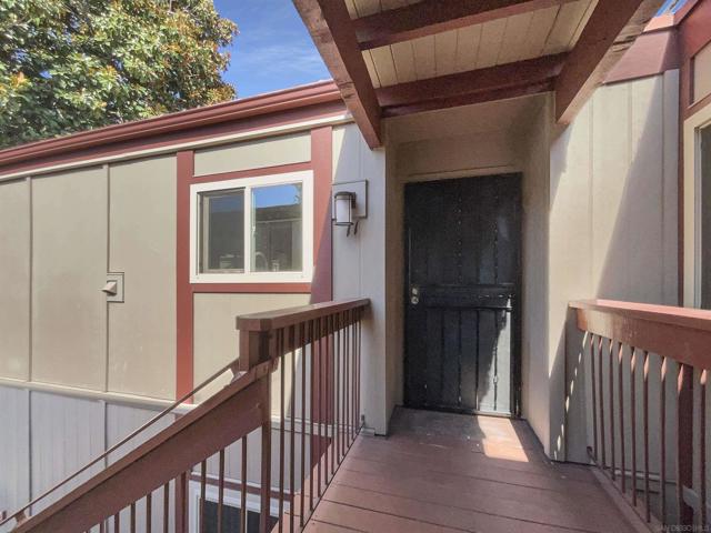 5513 Adobe Falls Rd, San Diego CA: https://media.crmls.org/mediaz/ed313e71-f34a-4acd-b8fd-5e6f1dda717f.jpg