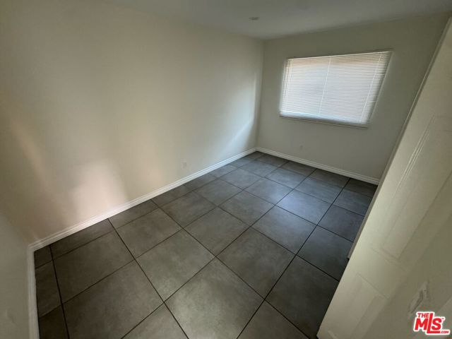 3519 1/2 Denker Avenue, Los Angeles CA: https://media.crmls.org/mediaz/ed31f457-a879-468b-be7d-a0760c768e69.jpg