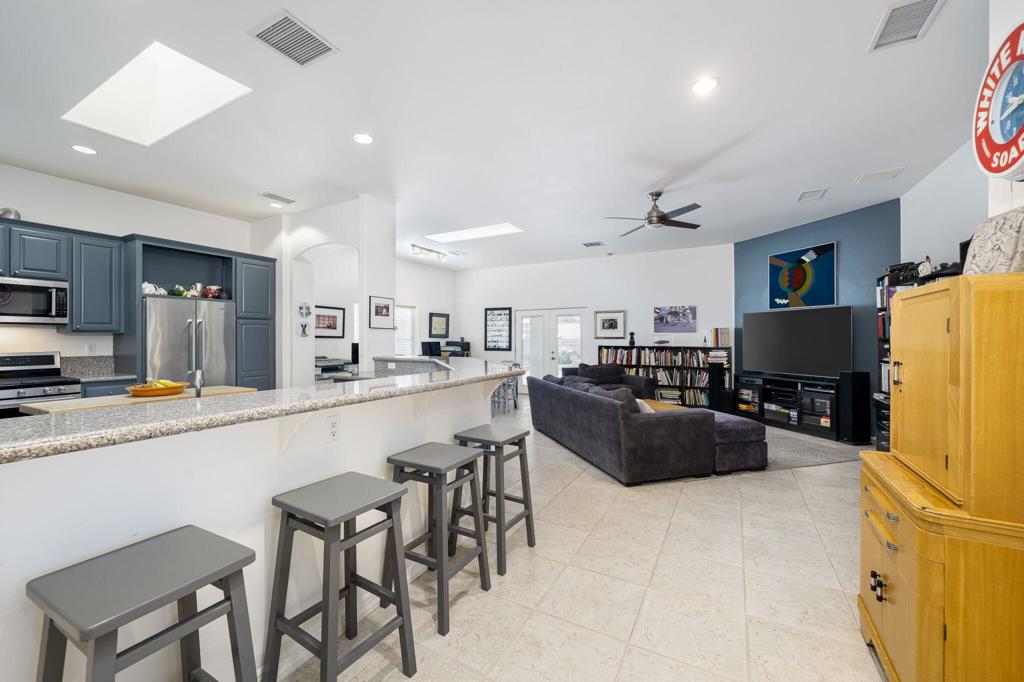 MLS #219129175PS img 9